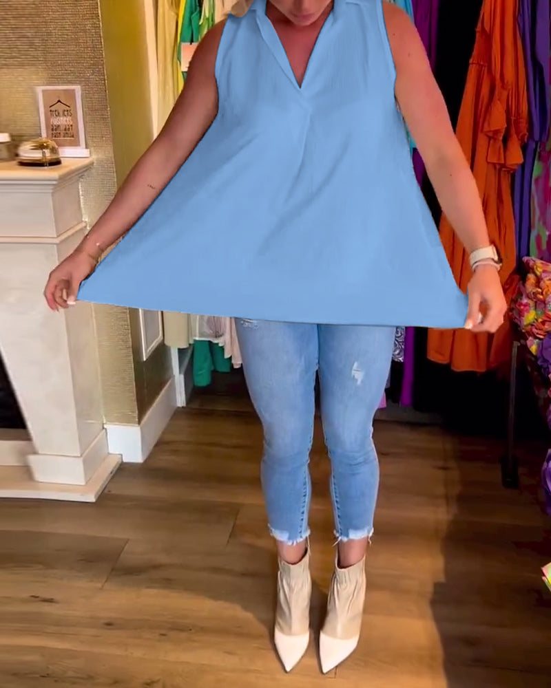 Adriana - Mouwloze top met ruches en revers