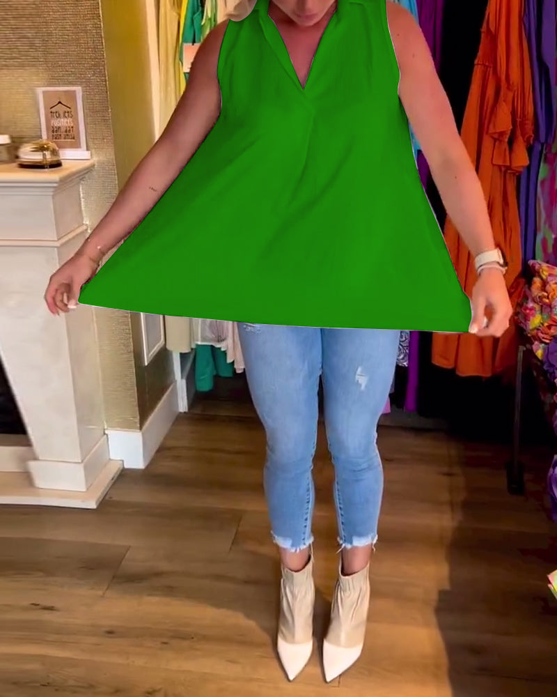 Adriana - Mouwloze top met ruches en revers